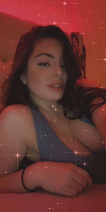 1 pic. Goodnight ILY✨ SAY IT BACK ? https://t.co/QPuEiipcpu