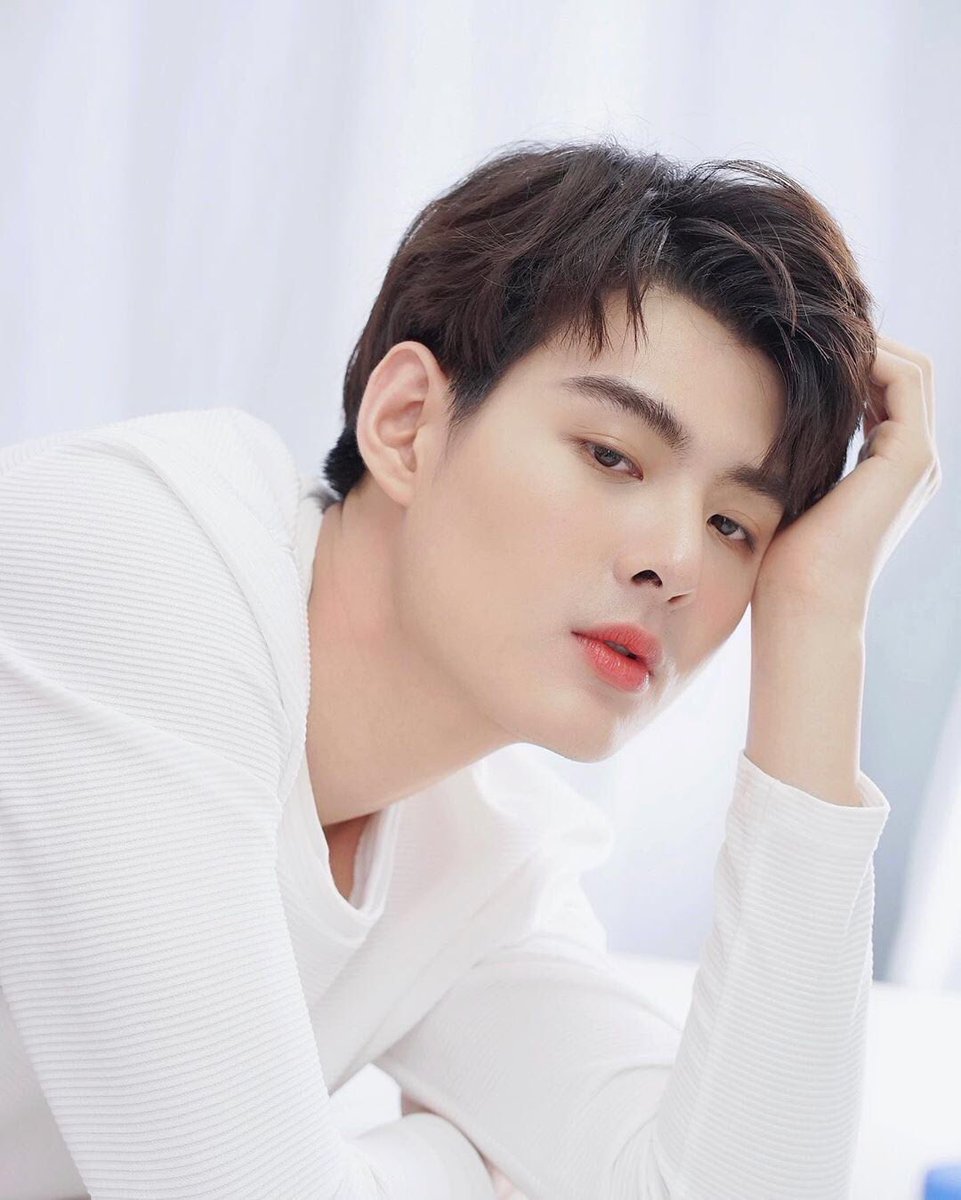 🤍WHITE🤍

#PerthSaintSation