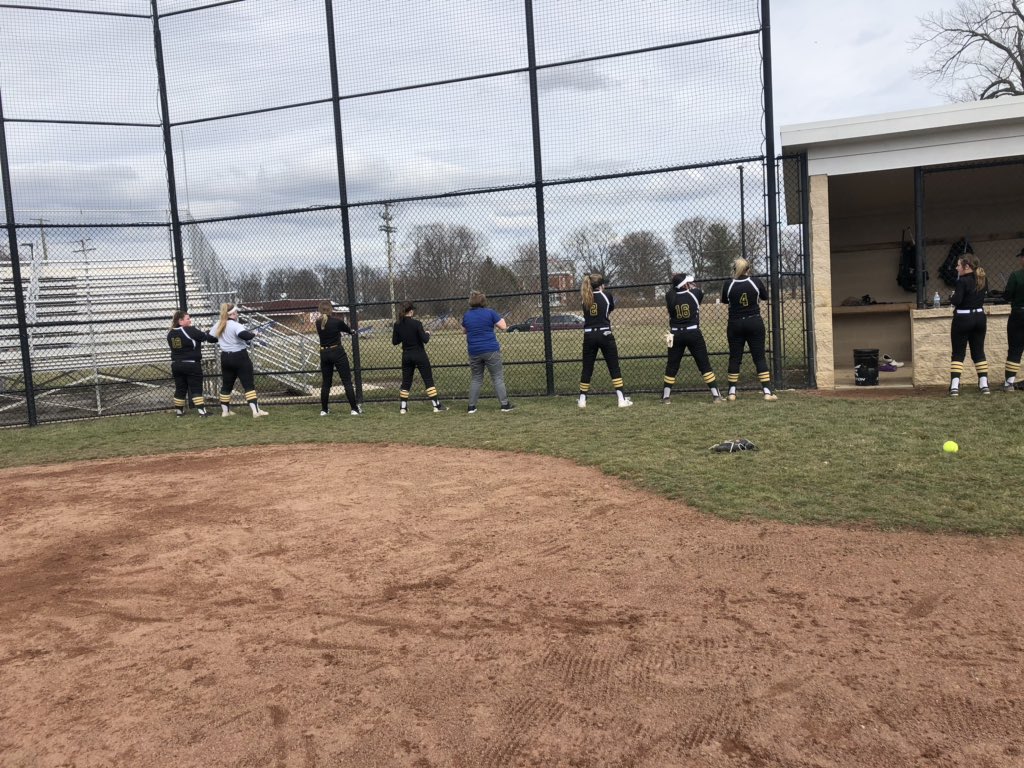 CoachTollison's tweet image. This field, these ladies,
Look for our googleclassroom for HTSB! We will post daily assignments ! Thanks to our awesome AT Carly  we have bands and stretches to help during our time off...
Sure gonna miss them these next three weeks!  @HLS_SportsMed