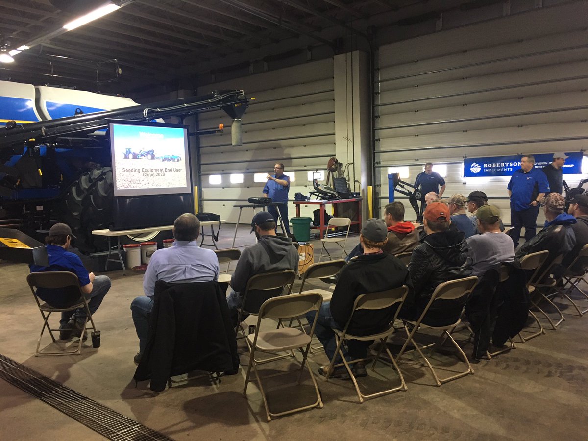 Mike_Vas78's tweet photo. Had a awesome turn out at our annual New Holland air cart end user clinic in Taber! 

(Always need to include the combines) https://t.co/15Yvf6fdfp
