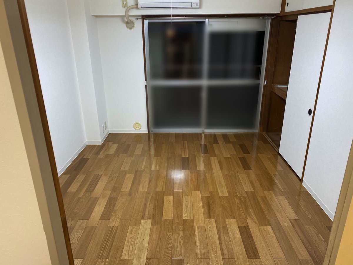 ふり だ 10年ぶりぐらいにお引っ越し 間取りは2dk 配信 動画撮影用のスタジオ部屋 と 生活スペースを9wけ 写真はスタジオ化する予定の部屋 今後1週間ぐらい掛けて壁に防音シートや吸音材を貼り付けていきたいと思います ふり だ 10年ぶりぐらいにお引っ越し 間取りは2dk 配信 動画撮影用のスタジオ部屋 と 生活スペースを9wけ 写真はスタジオ化する予定の部屋 今後1週間ぐらい掛けて壁に防音シートや吸音材を貼り付けていきたいと思います