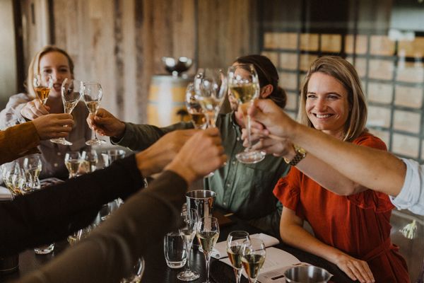 RadioRoaming's tweet photo. The Margaret River Wine Chapel will have you giving thanks.  #HowardParkWineChapel #MargaretRiver #wine https://t.co/AsvXw4alXU https://t.co/3Fdq60bPfk