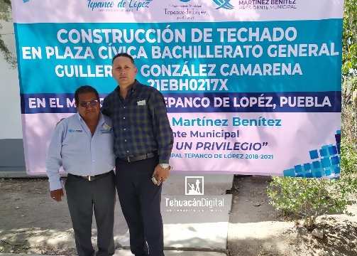 TehuacanDigital's tweet image. #EusebioMartínezBenítez y regidores, #inauguran #techado en bachillerato de #Tepanco.

El alcalde reconoció la labor que realizan los docentes en la formación de los jóvenes... tehuacandigital.com.mx/2020/03/12/eus… vía @Tehuacán Digital