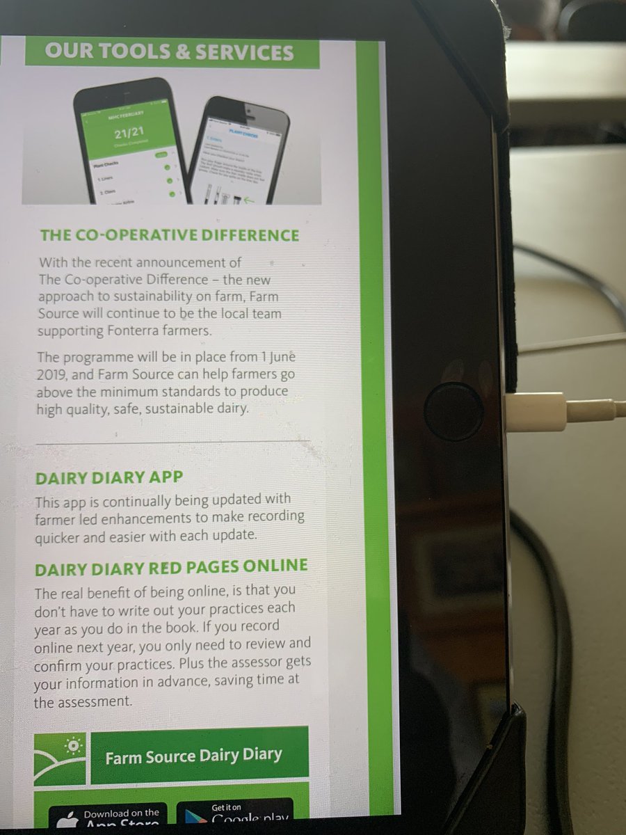 Victor_Gahamadz's tweet photo. 6 successful Tech Support workshops done. Helping farmers gain deeper understanding of our @Fonterra #Farmsource digital offering. #Geekup Helping farmers use technology to run their business via On farm app, Dairy Diary and staying connect via My Co-op.๐๐พ๐๐พ๐ช๐พ#Goodtogether https://t.co/DIVRrboyJs
