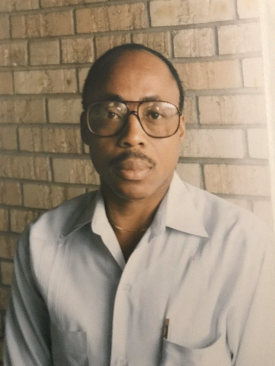 darealneymarie's tweet photo. 3/12 8:10PM you gained your wings 💔🖤 #loveyoudaddy https://t.co/LbRmcjoHoI