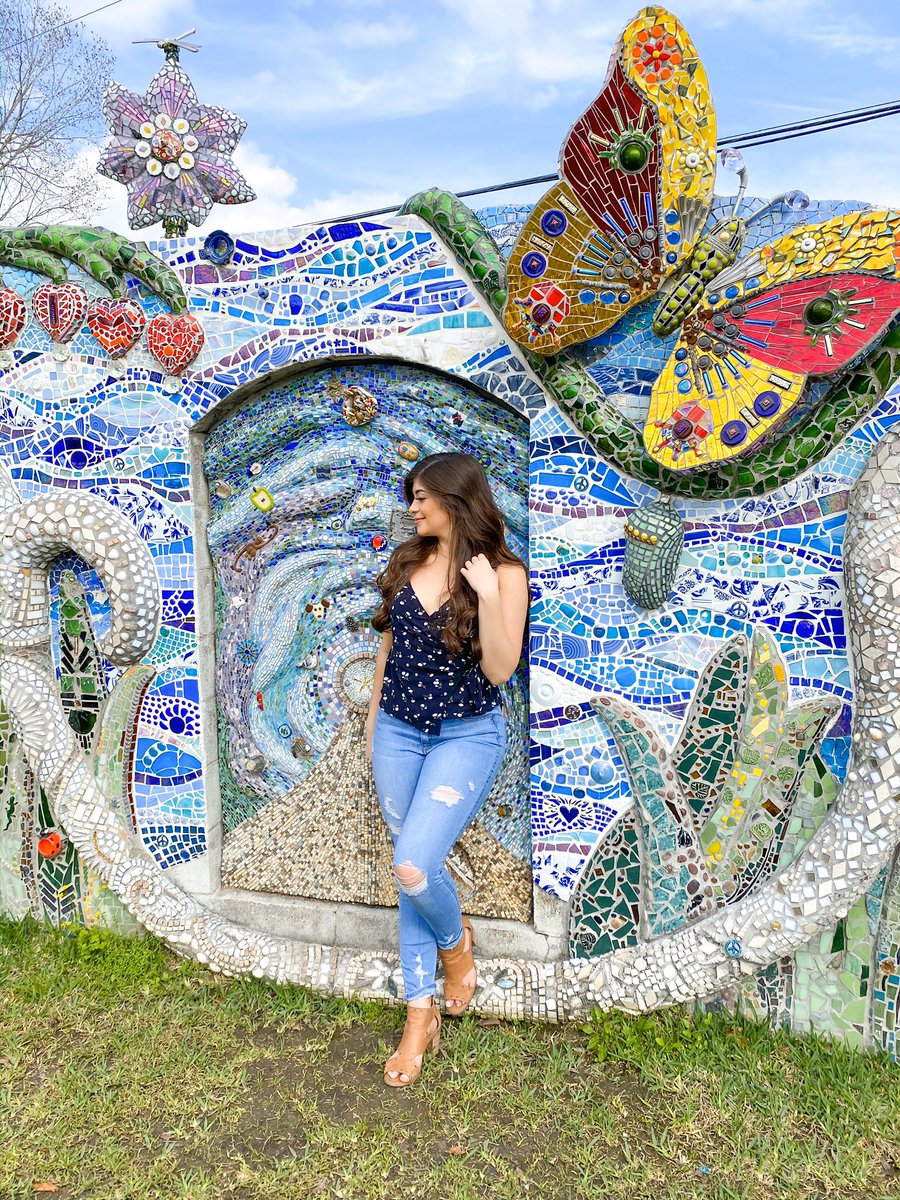 HoustonLocatio1's tweet photo. Smither Park

Open Daily: Dawn until Dusk
Free Admission

This is a great exhibit of the talented artists of Houston 

Each Saturday starting at 10am, watch the artists in action!

2441 Munger Street
Houston, TX 77023 https://t.co/dmIYXq1s6f