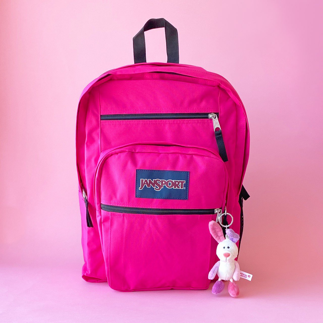 Plaza 公式 ビビットなピンクカラー Jansport Big Studentモデルのバックパックは 大容量なので通学や旅行にもおすすめ 15インチまで対応のデバイス収納付き T Co Lrya6s1tgr Plazaピンク T Co 6wjpfgn2z0 Plaza 公式 ビビットなピンクカラー Jansport Big Studentモデルのバックパックは 大容量なので通学や旅行にもおすすめ 15インチまで対応のデバイス収納付き T Co Lrya6s1tgr Plazaピンク T Co 6wjpfgn2z0
