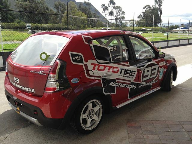 93meteoro's tweet photo. #tbt excelente recuerdo #soymeteoro en @xrpmotorpark https://t.co/NQTR7u2FCh https://t.co/bPeVl9EdtJ