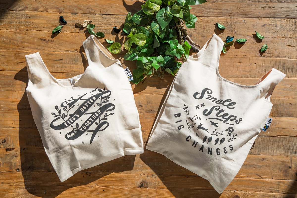 ロフト公式 V Twitter オープン記念企画 亀戸ロフト で税込合計2 000円以上お買上げのお客さまへ 手描きイラストレーター集団 Chalkboy With Whw 描き下ろしイラストをプリント したフェアトレードコットン製のロフトオリジナル おかいものバッグ を先着で