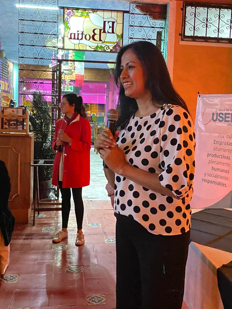 RedEmpresasSoc's tweet photo. 👉 Empresas, organizaciones y actores sociales comparten sus ideas en la mesa de debate sobre  responsabilidad social. 🙌🏼 🌿🌎 #USEM #EmpresaSocial #TiempoDeActuar #ODS #igualdad #impactosocial #RSE https://t.co/TSvle0WMYl