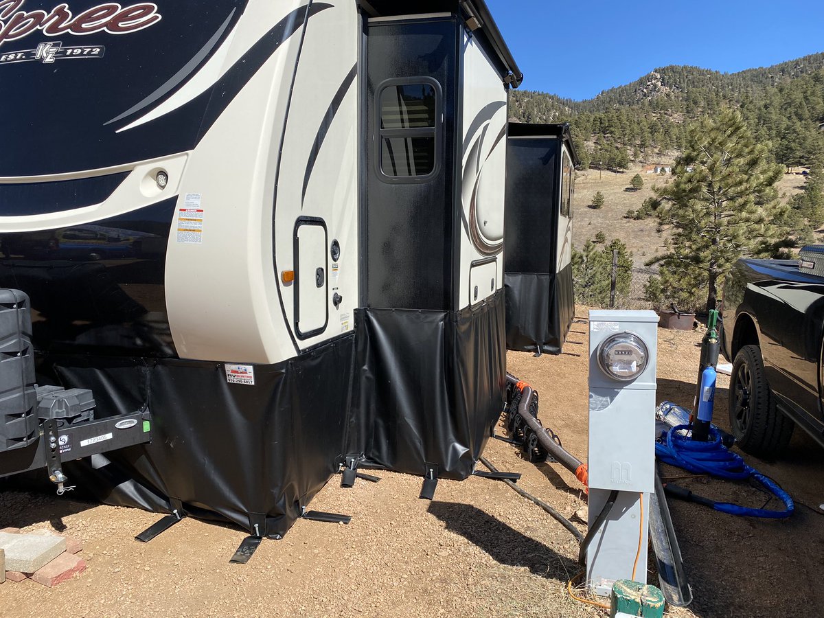 RVSkirting's tweet photo. A Spree RV Skirt done at Rocky Top Rv &amp; Motel, great views here!!https://t.co/TUXyrhblMJ 970-290-6817 In Peyton Colorado #rvskirting #customrvskirting #customskirting #rvskirts #pipelinerwife #SkirtyCurt #Skirting #AshleyAndJP #COskirtingfamily https://t.co/OaVMyEzwKN