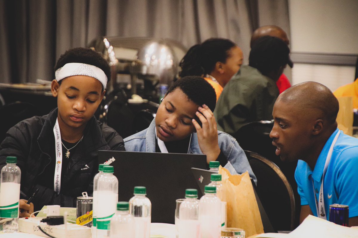 Geekulcha's tweet image. The @NEMISA_ #DataScienceHack is attracted young techies from as far as North West, Eastern Cape, Limpopo and Gauteng