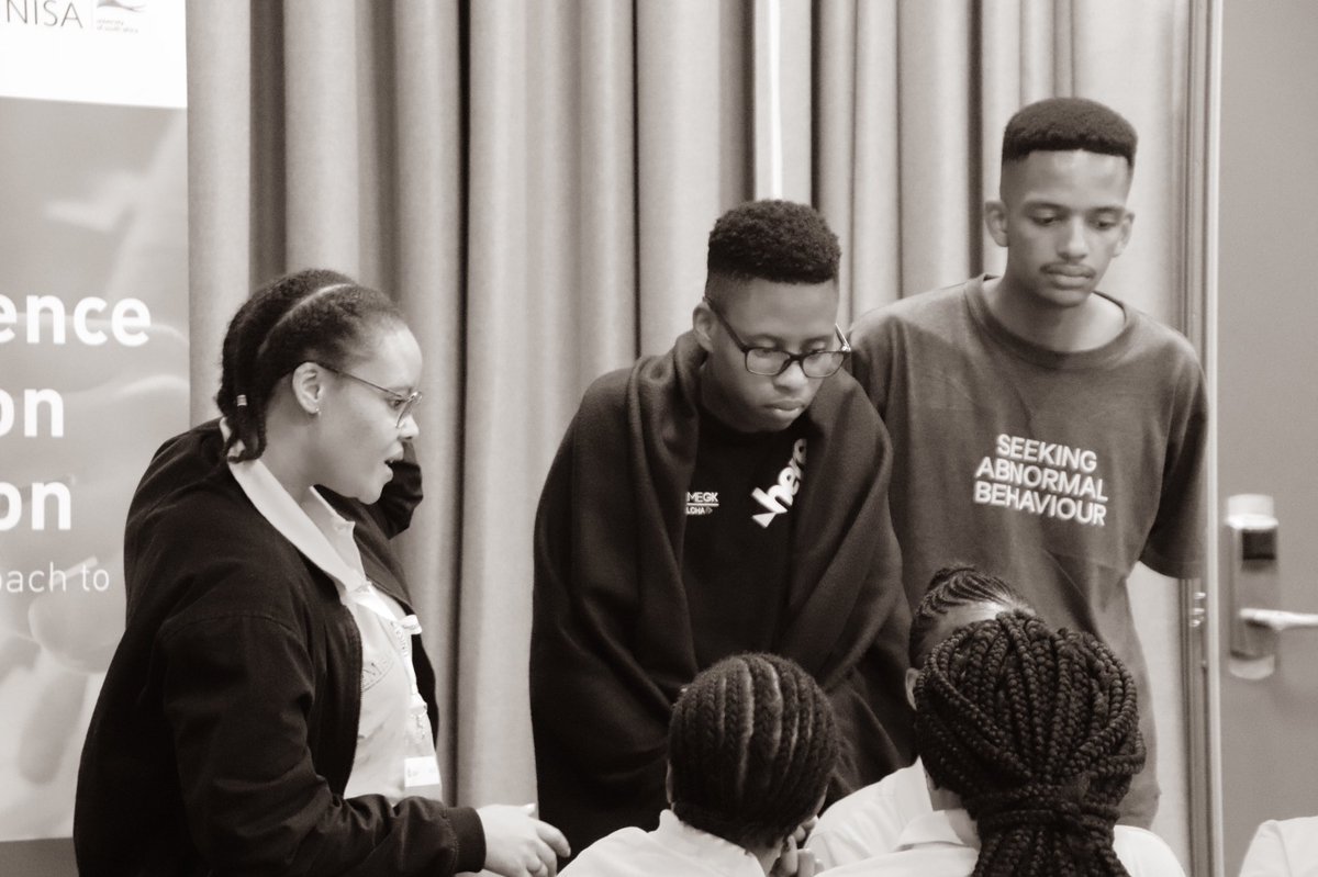 Geekulcha's tweet image. The @NEMISA_ #DataScienceHack is attracted young techies from as far as North West, Eastern Cape, Limpopo and Gauteng