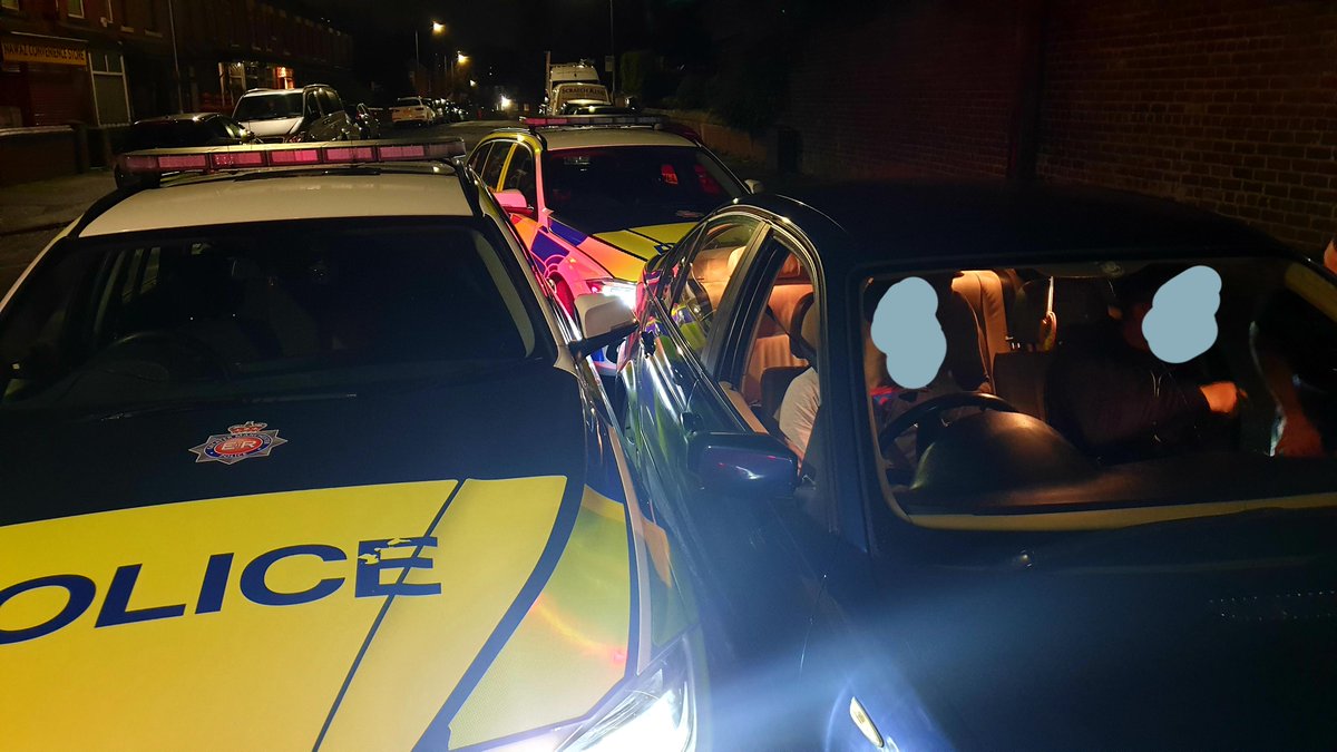 gmptraffic's tweet photo. Vehicle was spotted in sus circs by an unmarked TPAC patrol in Bolton who wanted to check out the occupants. Further TPAC patrols arrived to assist in stopping the vehicle in order to prevent a pursuit. #notgettingoutofthat #bitsnug #traffic #XT https://t.co/JZ3YsQ3P10