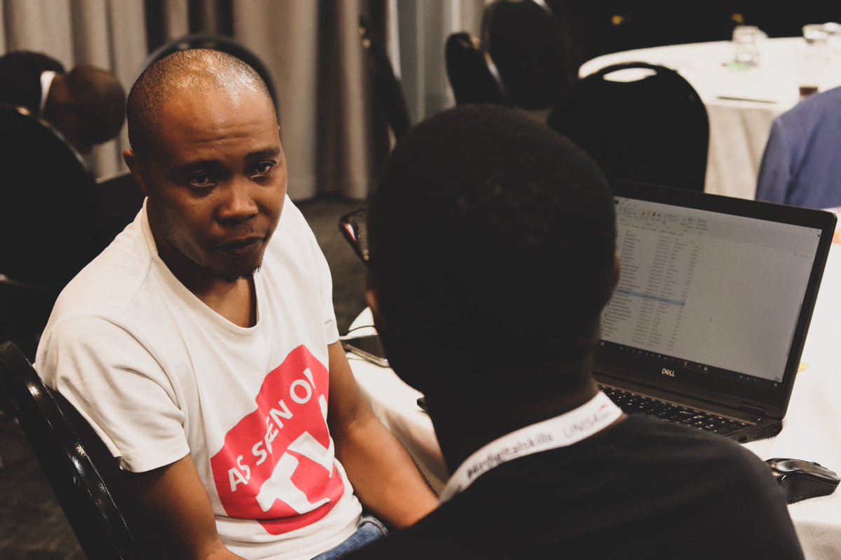 Geekulcha's tweet image. Hackathons present an opportunity to meet new people and to exchange ideas while learning from them #DataScienceHack