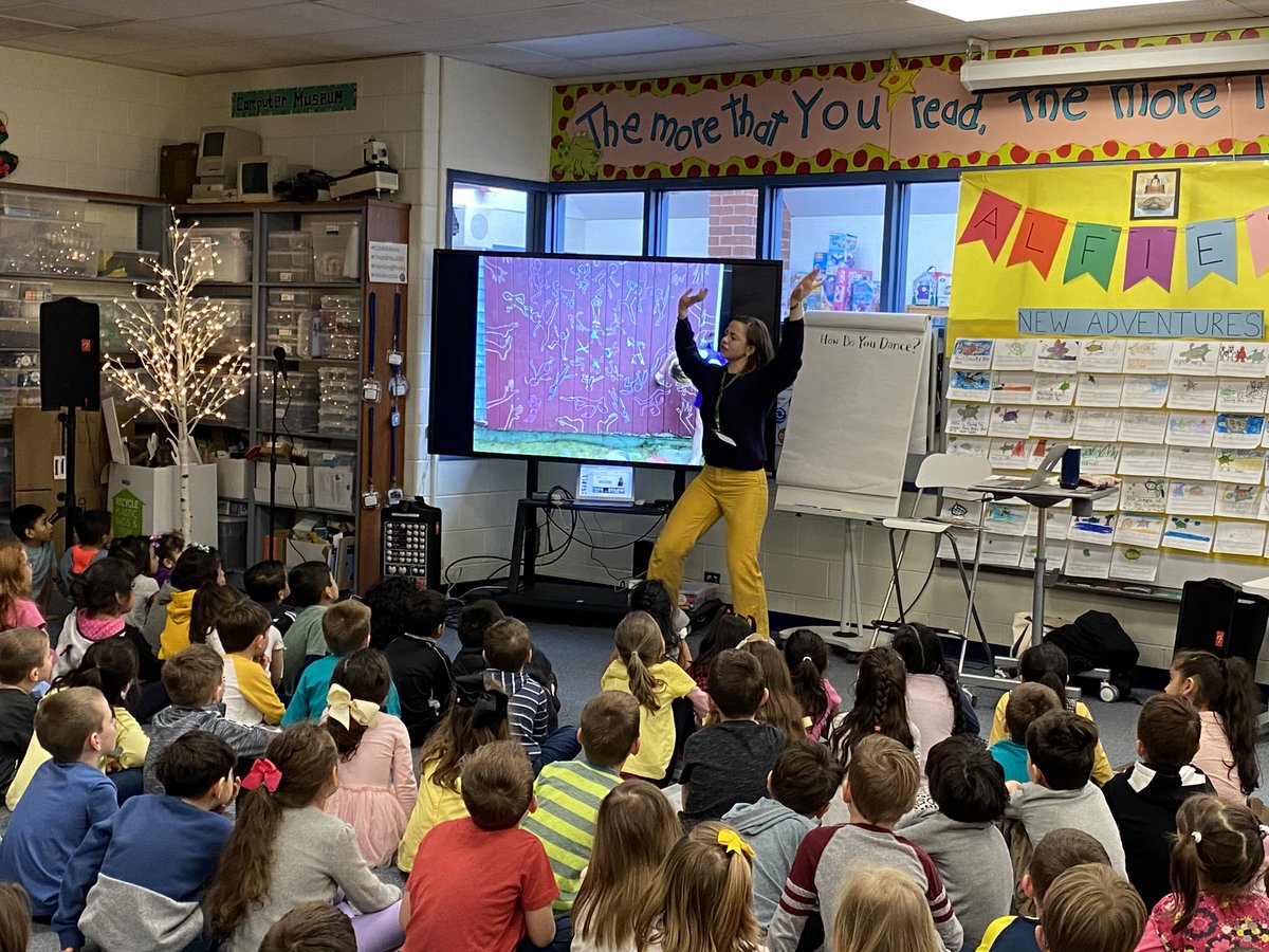 Had a super awesome visit with author/illustrator Thyra Heder! Thank you Henking/Hoffman PTA for providing this amazing opportunity for our students! #HenkingROCKS <a href="/HE_HO_PTA/">Henking-Hoffman PTA</a> <a href="/teerahater/">thyra heder</a>