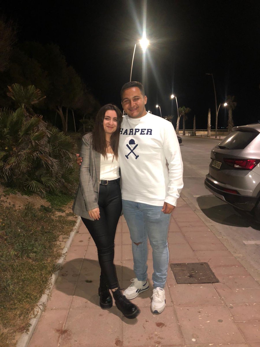 winchester_Sami's tweet photo. Gracias por este momento a una personita muy especial que sepas que te quiero muchísimo. Lo que realmente espero es que no te olvides de lo que has y estás viviendo con nosotros solamente espero mantener a una persona como tú durante toda la vida pd:la próxima vez te dejo delante https://t.co/1gkfY3AM42
