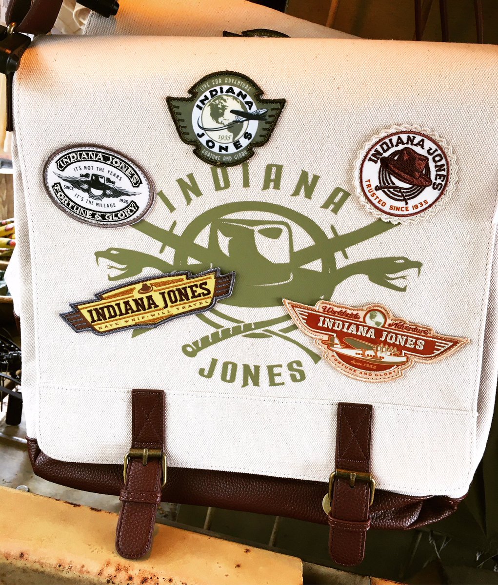 Check out this awesome shoulder bag I found at the Indiana Jones shop in Disney’s Hollywood Studios!
.
#wdw #waltdisneyworld #disneyworld #disney #hollywoodstudios #disneyshollywoodstudios #mgmstudios #partofyourstory #puremagicvacations #puremagicaydin #indianajones