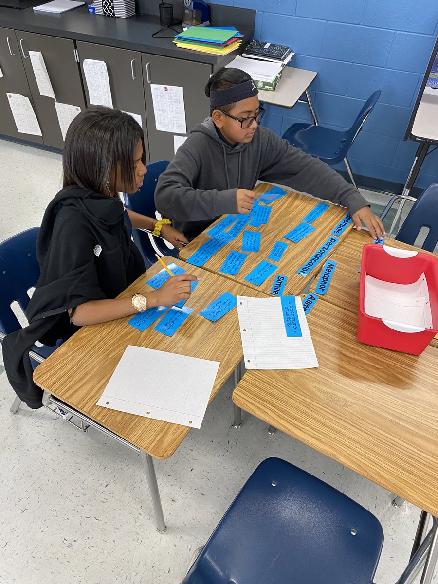 DavidsenDragons's tweet photo. Rotations that have ALL students engaged in higher level thinking!! #makholmisarockstar #hcpsarea2 https://t.co/NlOXwUTOld