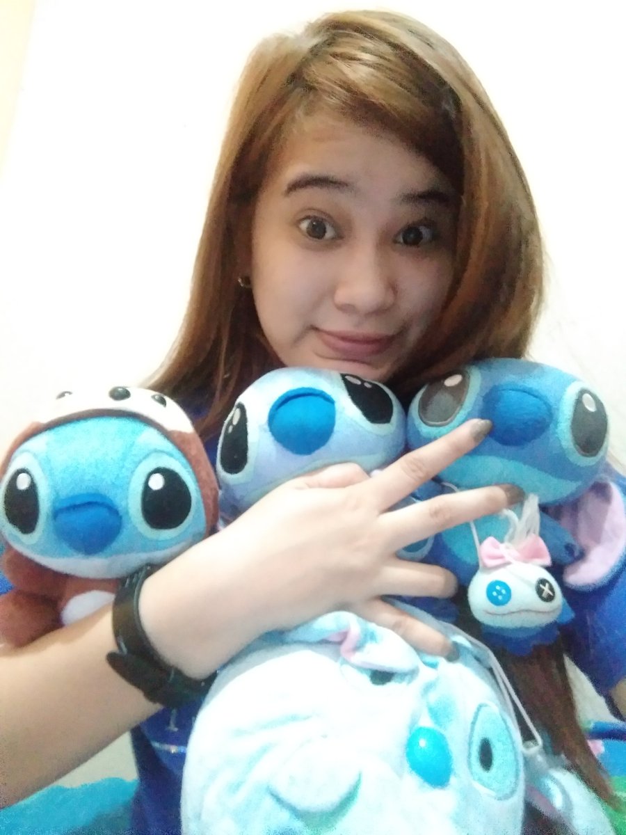 angelaliban24's tweet photo. I just wanna flex my collections 💙💙

#StitchAddict https://t.co/5DqjqlDHgQ
