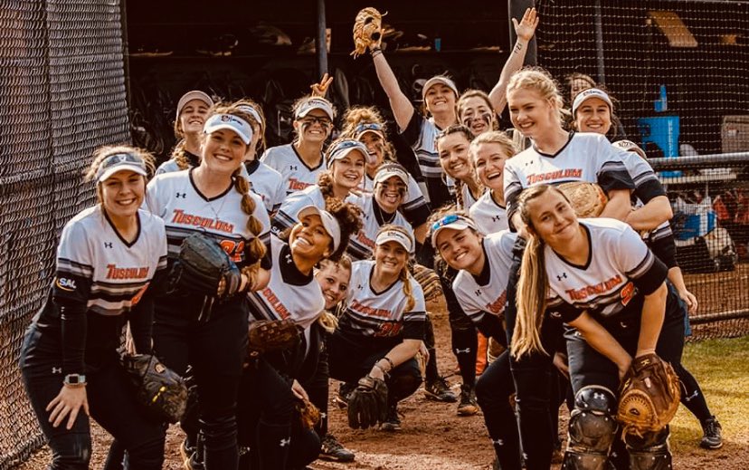 TusculumSB's tweet photo. Grateful for the time we had! Such a fun group with so much more to accomplish!🧡🖤🧡#184 https://t.co/7WoUtg3S5q
