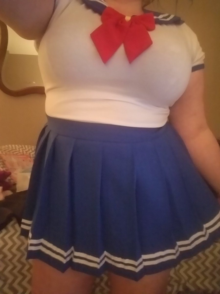 I forgot I had this! Ugh, I definitely need this in Sailor Jupiters colors, right?!