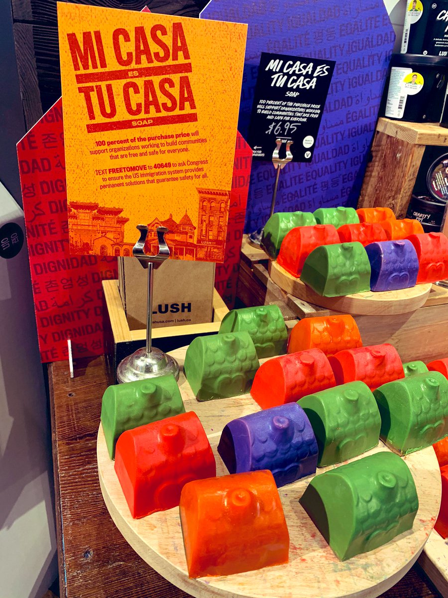 HannaSwit's tweet photo. Need hand soap still? Go to @lushcosmetics or order online the Mi Casa es Tu Casa soap where 100% of proceeds support immigrant rights through the
#FreeToMove #FreeToStay organizations. Smells amazing, looks cute & feels good to know it’s supporting an important cause😊🧼🚰 https://t.co/uakf0e13nX