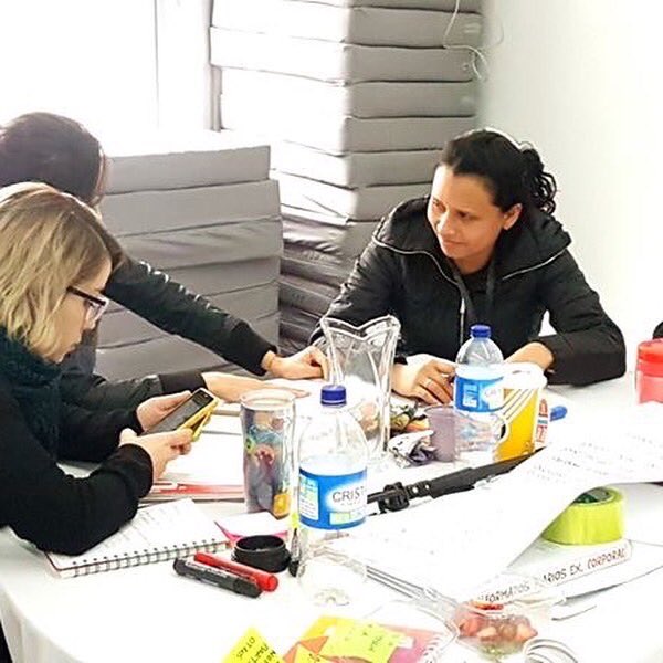 Edu1stVESS's tweet image. En el cual se reconoció que los cambios culturales son indispensables para promover el aprendizaje a través de estrategias orientadas por las diferentes herramientas de pensamiento, hábitos y disposiciones mentales. 
#ModeloVESS #FormacionesVESS #VESSColombia #RedVESSColombia