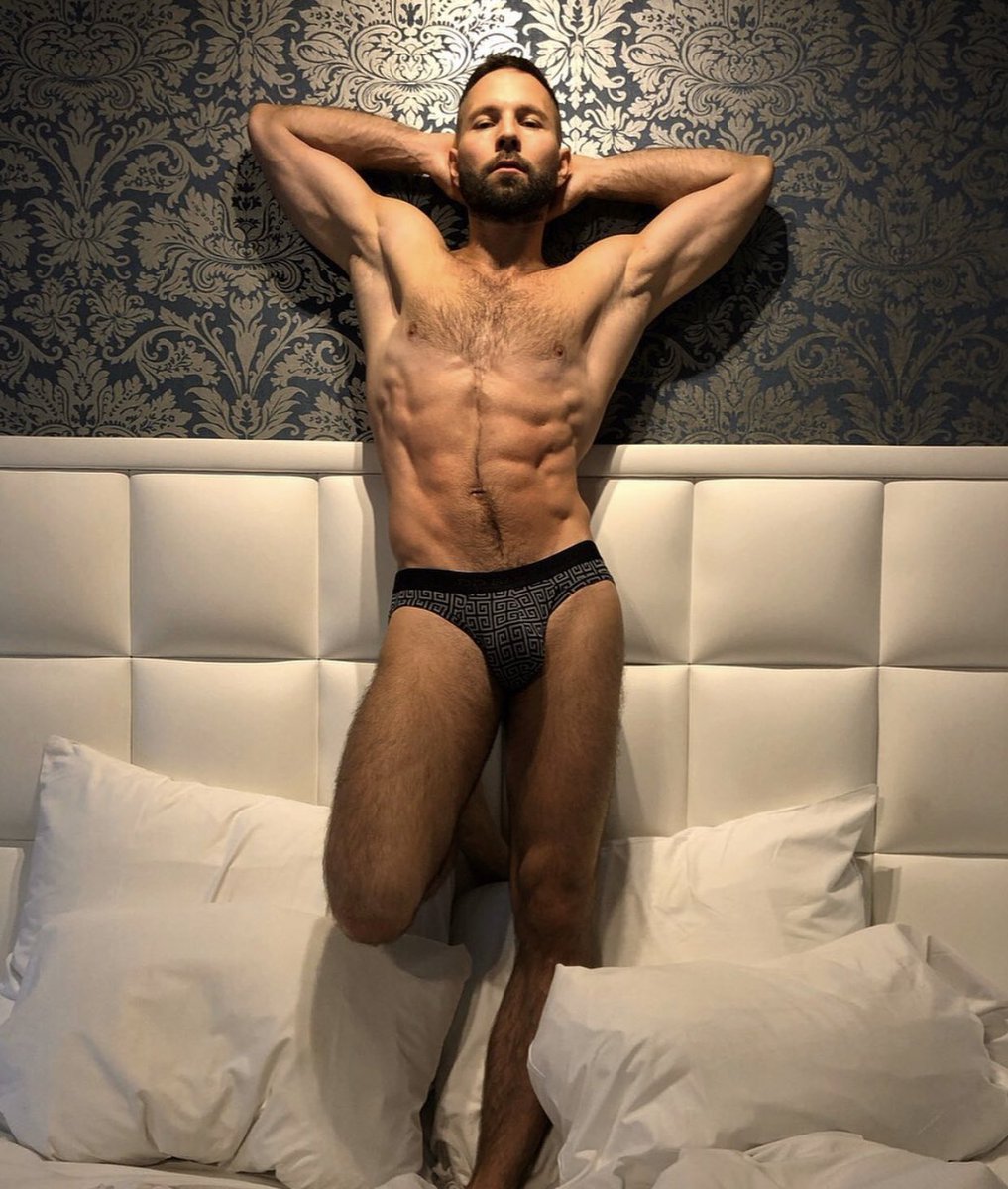 Rafe Adler (@theraphaeladler) on Twitter photo 