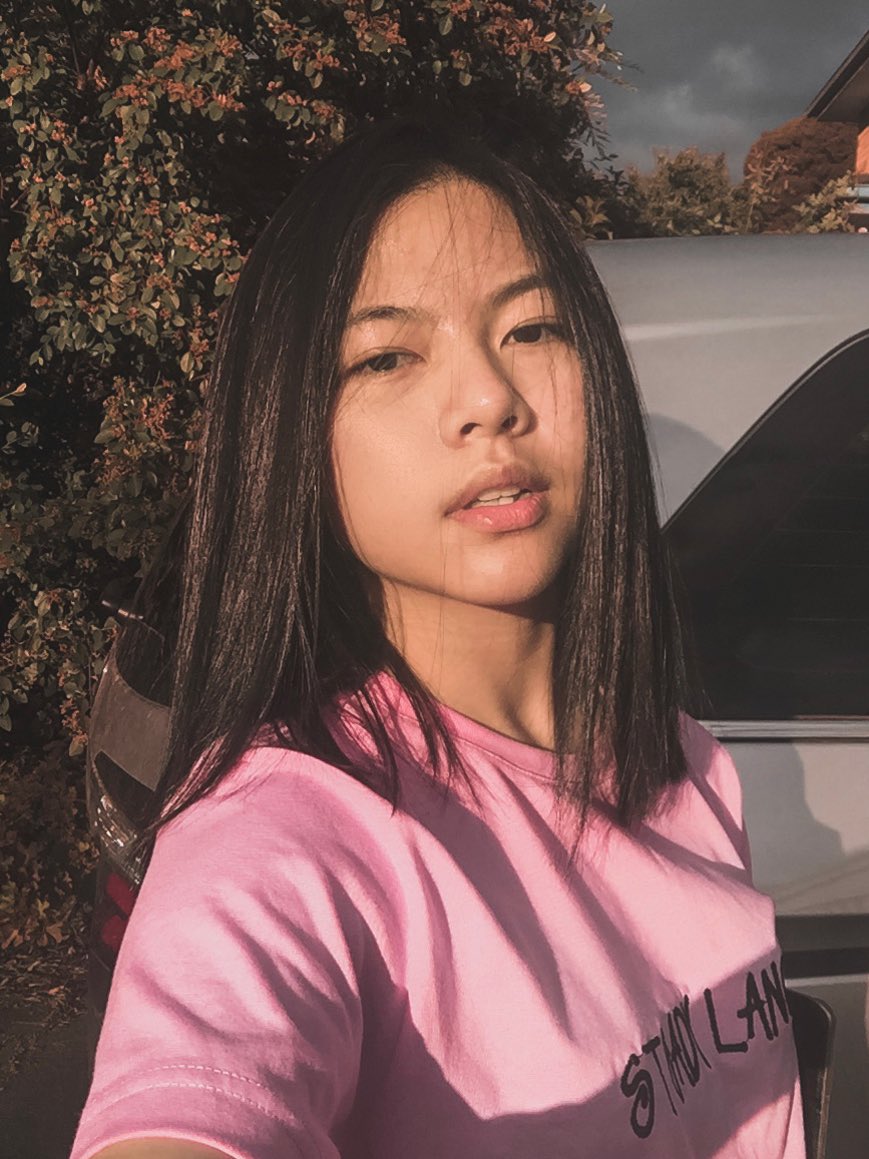 chloeanjeleigh's tweet photo. well hello there, i'm back https://t.co/f4VhhGdOi0