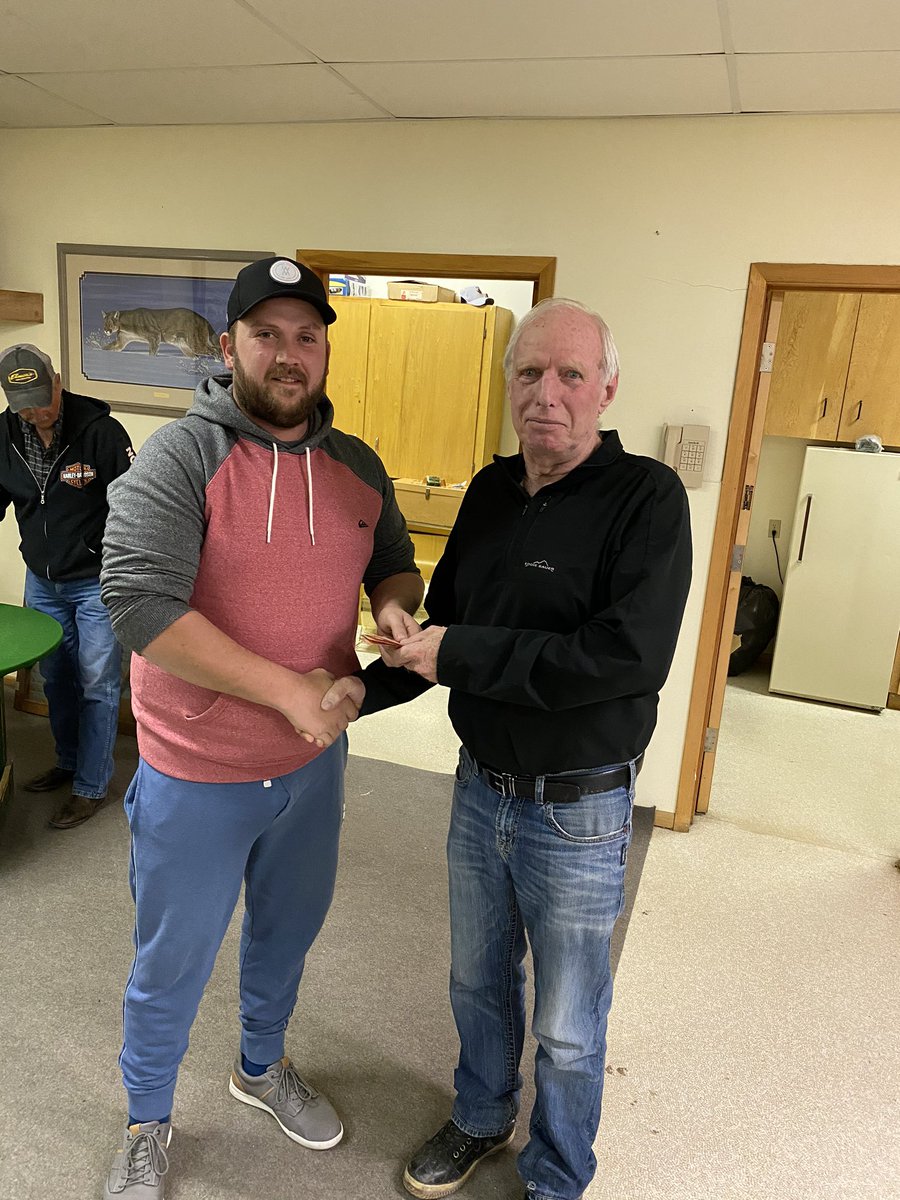 Elks169's tweet photo. Tonight’s Chase the Ace winner for 200 bucks is Craig Vanbuskirk. His proxy Glen smith pulls the 9 of spades. Pot keeps growing! Only 2 remaining. See you all next Thursday! https://t.co/eHkIA096H8