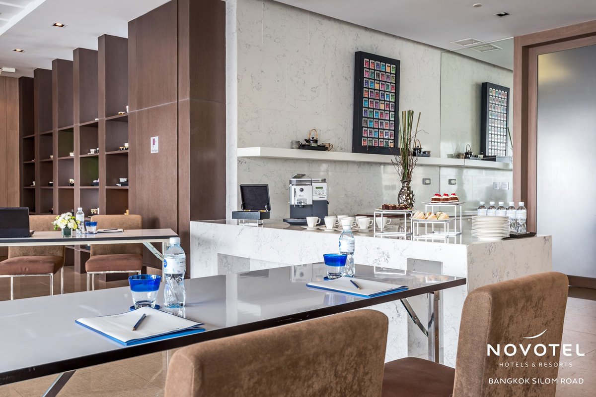 Novotel_Silom's tweet photo. ✨ #Meeting with success at Novotel #Bangkok Silom! Let us take care of all your meeting needs from beginning to end. Check out here ► https://t.co/Q3rOdLbY10 https://t.co/tFNZ6vfMGd