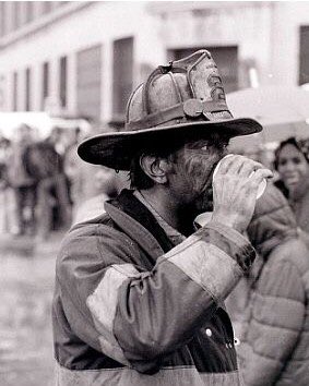 EricReygers's tweet image. One of the best to ever do it. A fireman’s fireman and an outstanding leader. Capt. John Vigoano, enjoying a drink after a good job. Photo: John Dwyer