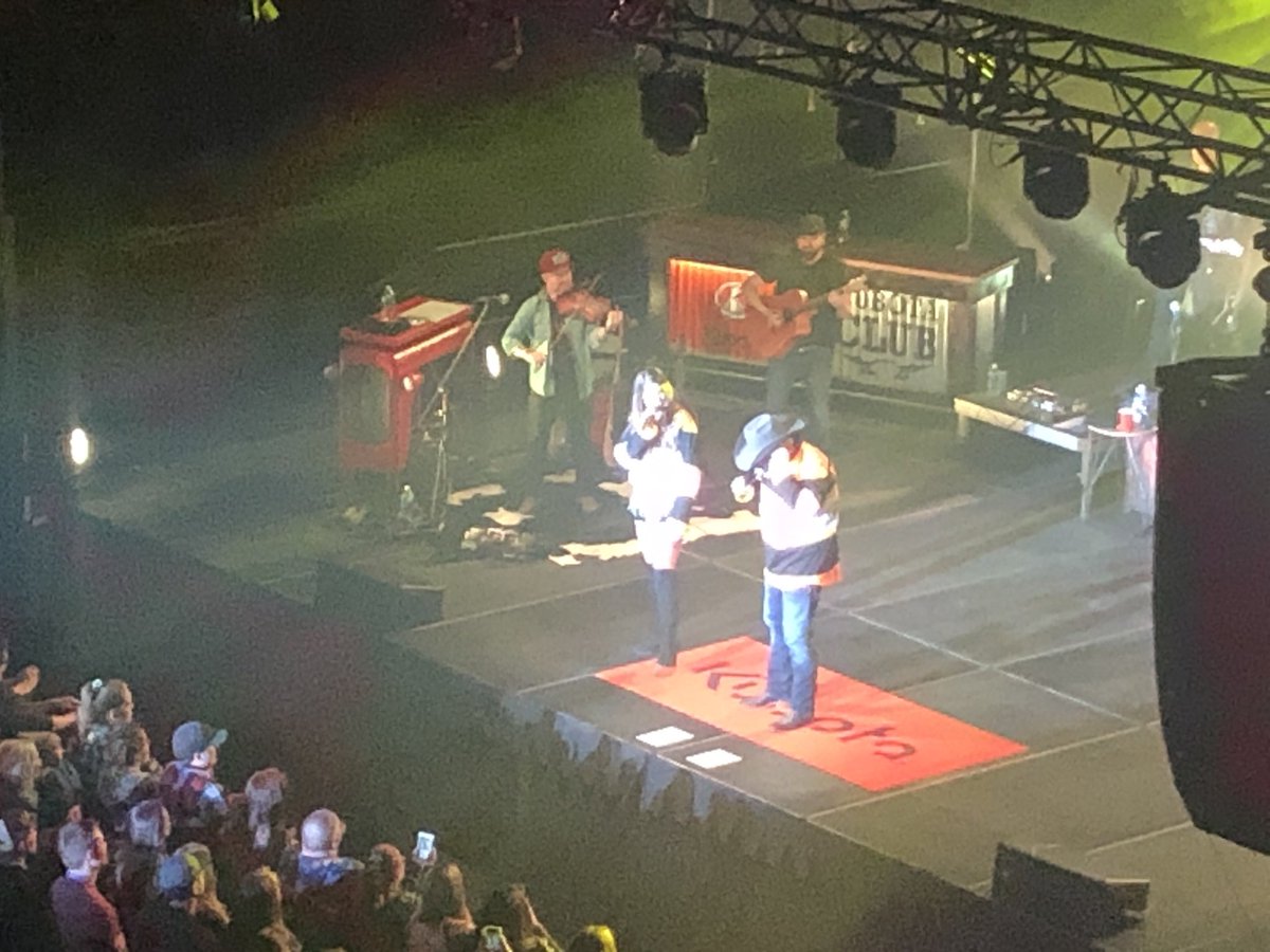 Scott Hlady (@scooterhlady29) on Twitter photo <a href="/gordbamford/">Gord Bamford</a> <a href="/jessmoskaluke/">Jess Moskaluke</a> thanks for supporting the #BWK tonight at your show. #classact <a href="/gordbamford/">Gord Bamford</a> <a href="/jessmoskaluke/">Jess Moskaluke</a> thanks for supporting the #BWK tonight at your show. #classact