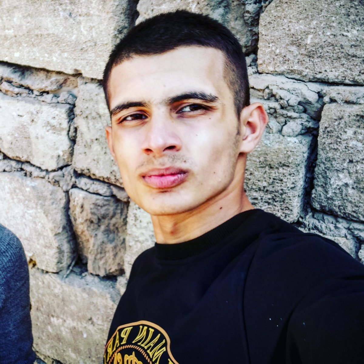 Aqsin54564280's tweet photo. #YeniProfilResmi https://t.co/RTsljnWEb8