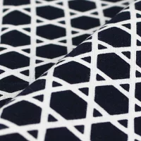 染の安坊 そめのあんぼう かごめ 竹かごの網目を摸しており その形から 鬼が嫌う模様として魔除けの意味がこめられております 青海波 永遠無限に続く事象を摸した波模様である事から 子孫繁栄 健康長寿を願った柄です かごめ 青海波 魔