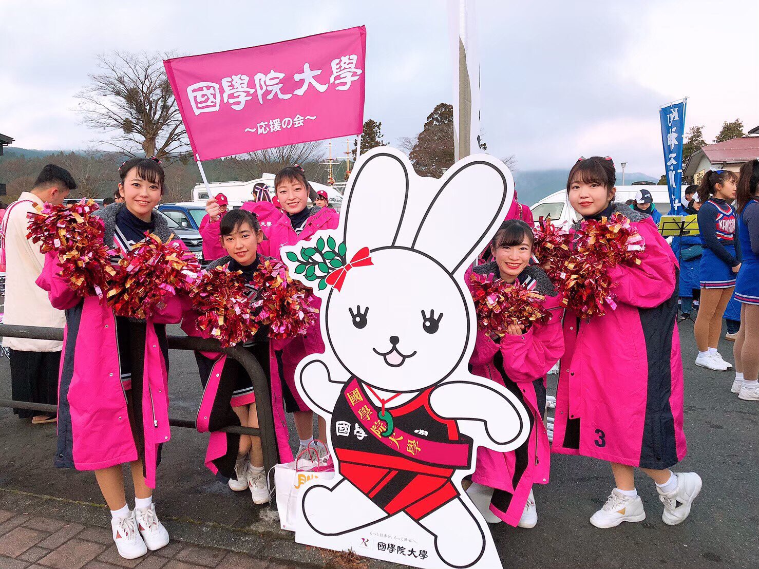 【激レア】箱根駅伝常連校チアリーダーユニフォームセット 激レア】箱根駅伝常連校チアリーダーユニフォームセット