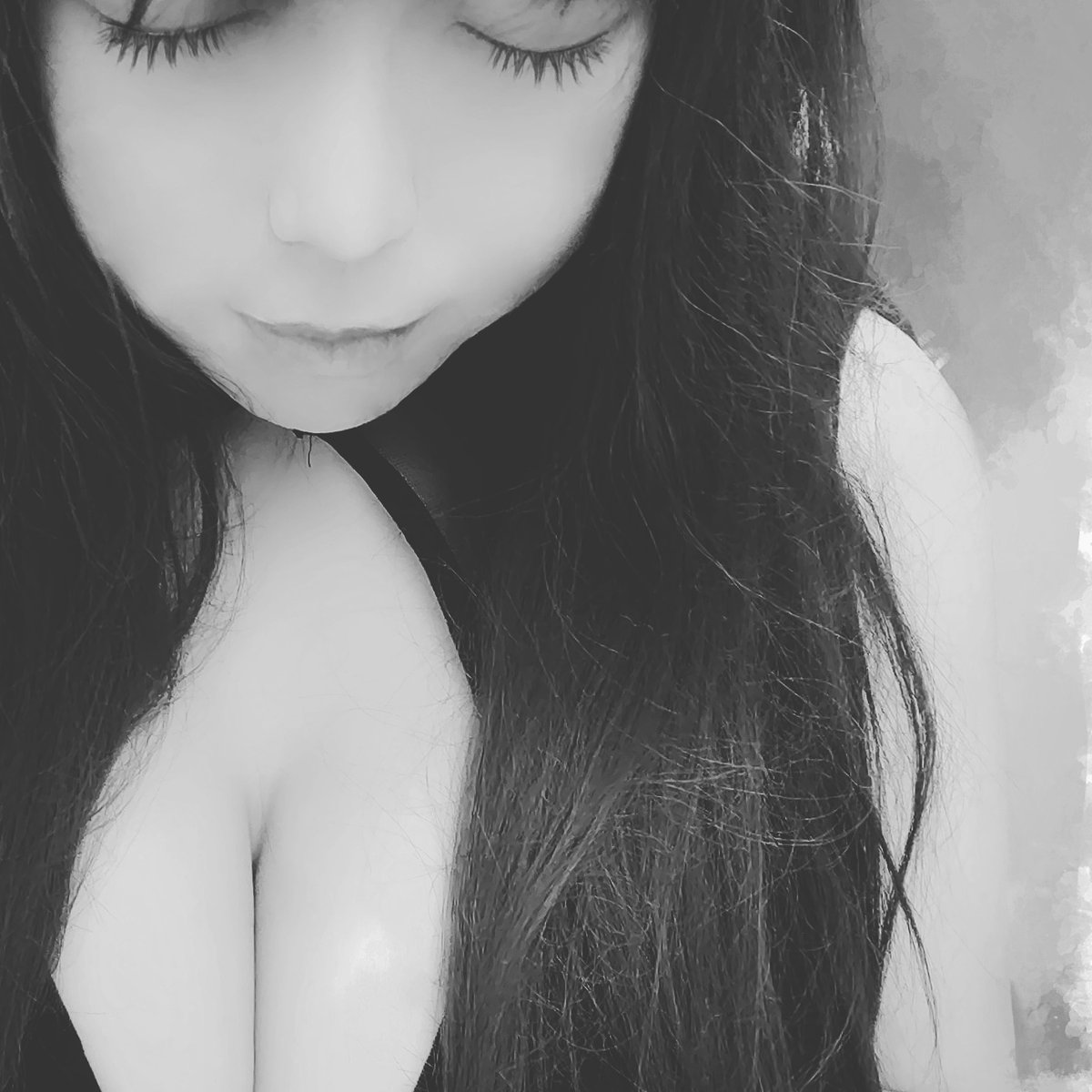 許一個願。。 #TGIF 
#完整的我在patreon https://t.co/4JRCCCrgEA