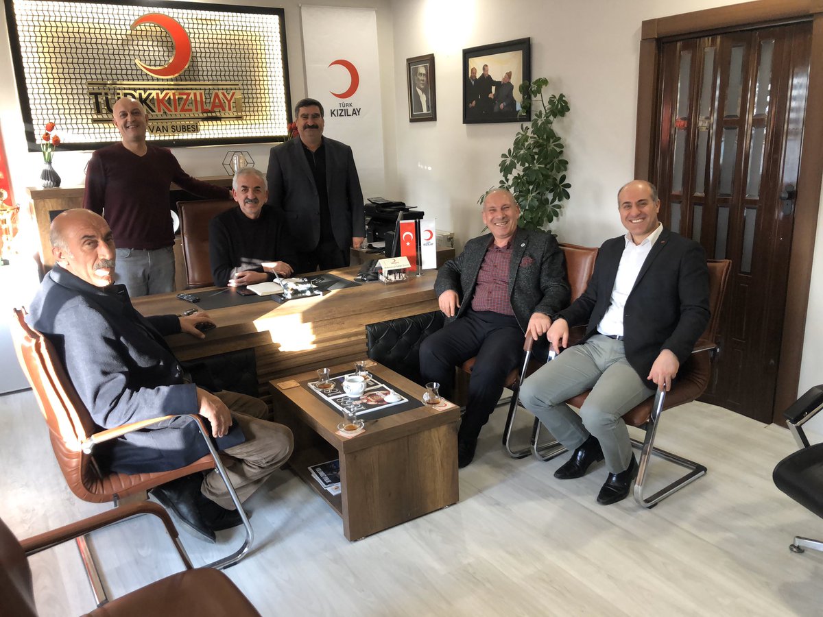 Bak Hele Bak Yusuf Konak Kahvaltı Sarayı (@bakhelebak) on Twitter photo Kızılay Van Şb başkanı sn <a href="/demiroglu65/">Uğur Demiroğlu</a> nu makamında ziyaret ettik. misafirler perverliği ve kadirşinaslığından dolayı teşekkür ediyoruz. <a href="/serdarorhun1/">serdar orhun</a> <a href="/FarizGl/">Fariz Gül</a> <a href="/albaymustafa065/">𝕸𝖚𝖘𝖙𝖆𝖋𝖆 𝕭𝖎𝖓𝖌ö𝖑</a> Kızılay Van Şb başkanı sn <a href="/demiroglu65/">Uğur Demiroğlu</a> nu makamında ziyaret ettik. misafirler perverliği ve kadirşinaslığından dolayı teşekkür ediyoruz. <a href="/serdarorhun1/">serdar orhun</a> <a href="/FarizGl/">Fariz Gül</a> <a href="/albaymustafa065/">𝕸𝖚𝖘𝖙𝖆𝖋𝖆 𝕭𝖎𝖓𝖌ö𝖑</a>