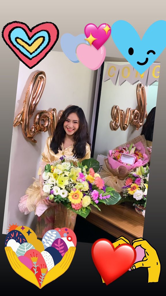 eeyVEEceedee's tweet photo. Daming pa 💐 for Mrs. Guidicelli @JustSarahG. Mahal na mahal ka ng lahat! 😍❤️🥰 @mateoguidicelli https://t.co/etsDe8qBuh