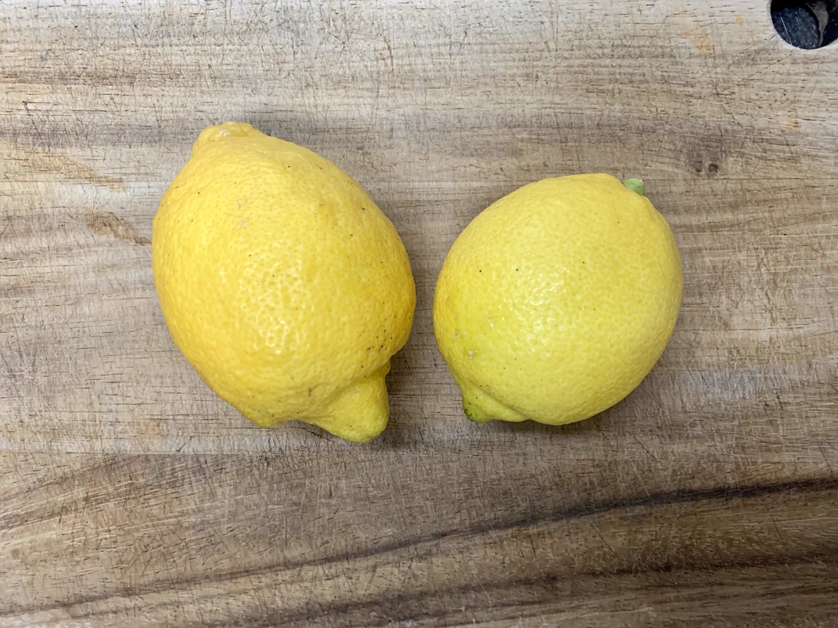 なってる人いない？まぶたピクピクは食べ物で抑えることができる！