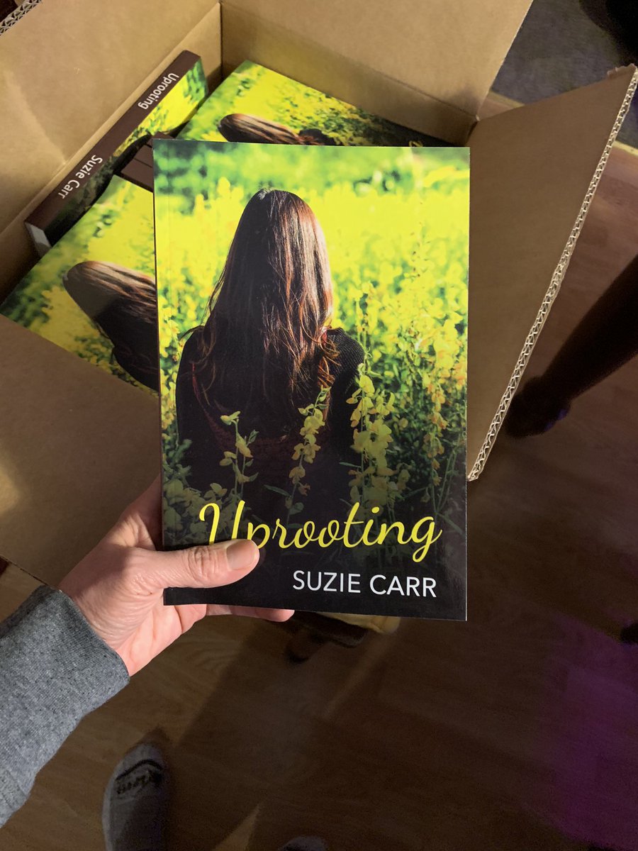 SuzieCarrBooks's tweet image. It’s Launch Day! Yay! If Sunday is a read-kind-of-day for you, grab a copy! It’s available on kindle unlimited too. amazon.com/gp/aw/d/B084TT… #Retweet #PleaseShare #HelpAWriterOut