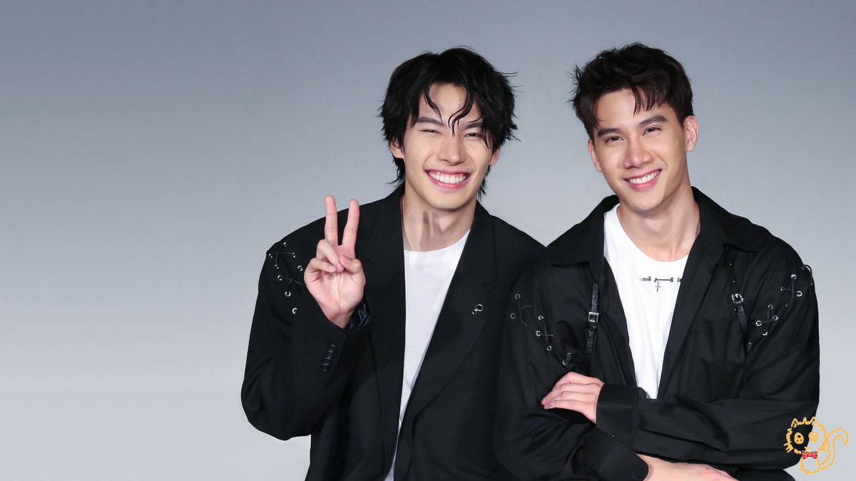 JINYA2012's tweet photo. 仍然只是來放桌布的❤️

#tul_pakorn
#maxiiin_
#togetherwithme
#togetherwithmetheseries
#tulmaxintaipei
#linetv
#chocotv https://t.co/geuOPnhb47