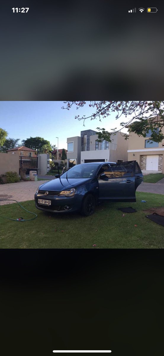 27luxlux's tweet photo. Please help if you spot this car was stolen from home this morning https://t.co/Z6TwdFThiT