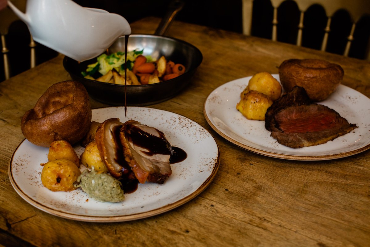 Sunday lunch at The Herd 😋

Life doesn't get much better than this! 👍

#sundaylunch #pangbourne #familyrestaurant