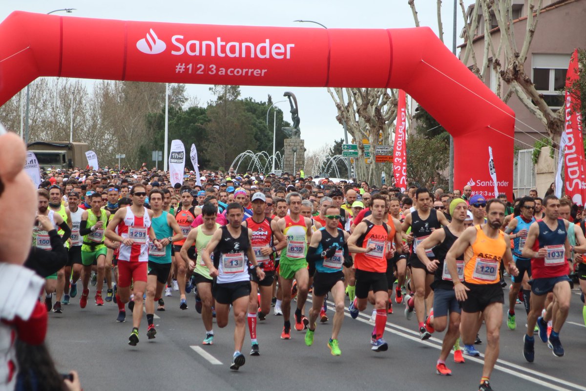 DeportesMerida's tweet photo. Comenzó la #MediaMaratonMerida de @aapmerida https://t.co/kS4TZ13dJV