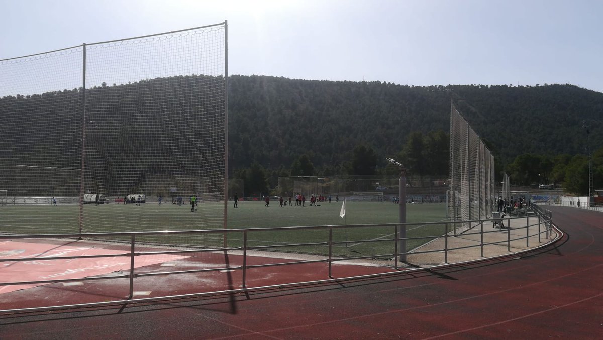 aacf_cante's tweet photo. Jornada deportiva, gastronomía y cultural inolvidable en Alcoi gracias a nuestro compañero @PabloGiner23 .
Victoria muy trabajada de Alicante frente a Valencia.
AACF 2 - 0 AVCF
Sentido recuerdo a nuestro compañero y amigo Miguel Ángel Campos 🙏🏼 DEP https://t.co/1nbc94ipbN