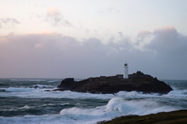 Storm Jorge . Godrevy lighthouse Cornwall.        #StormJorge #Godrevylighthouse #AtlanticOcean #Waves