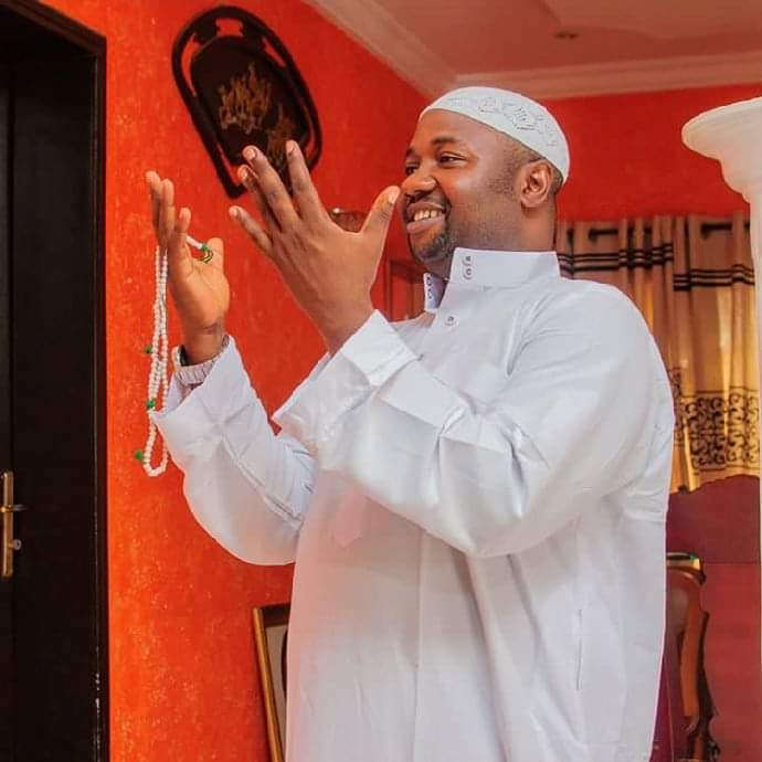 Adeyeni18's tweet image. His heart is as pure as heaven, he's our symbol, our man and we are so proud of him @HonAjilesoro @seon34bola Hon Taofeek Abimbola Ajilesoro representing ife federal constituency at green chamber.