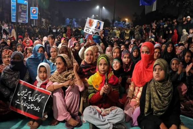 anaz_oam's tweet photo. Do you know where the most powerful people in India ?

#Shaheenbagh 

They don't yield to temptations and provocations !

May Allah help the fighters. 

#DelhiGenocide2020 #ShaheenBaghProtests  @irenaakbar @SidrahDP @OpusOfAli https://t.co/wj9UOgJZE4